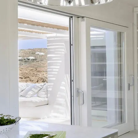 Holiday home Opulent Zaryi In Mykonos Aegean Views Agios Sostis (Mykonos)